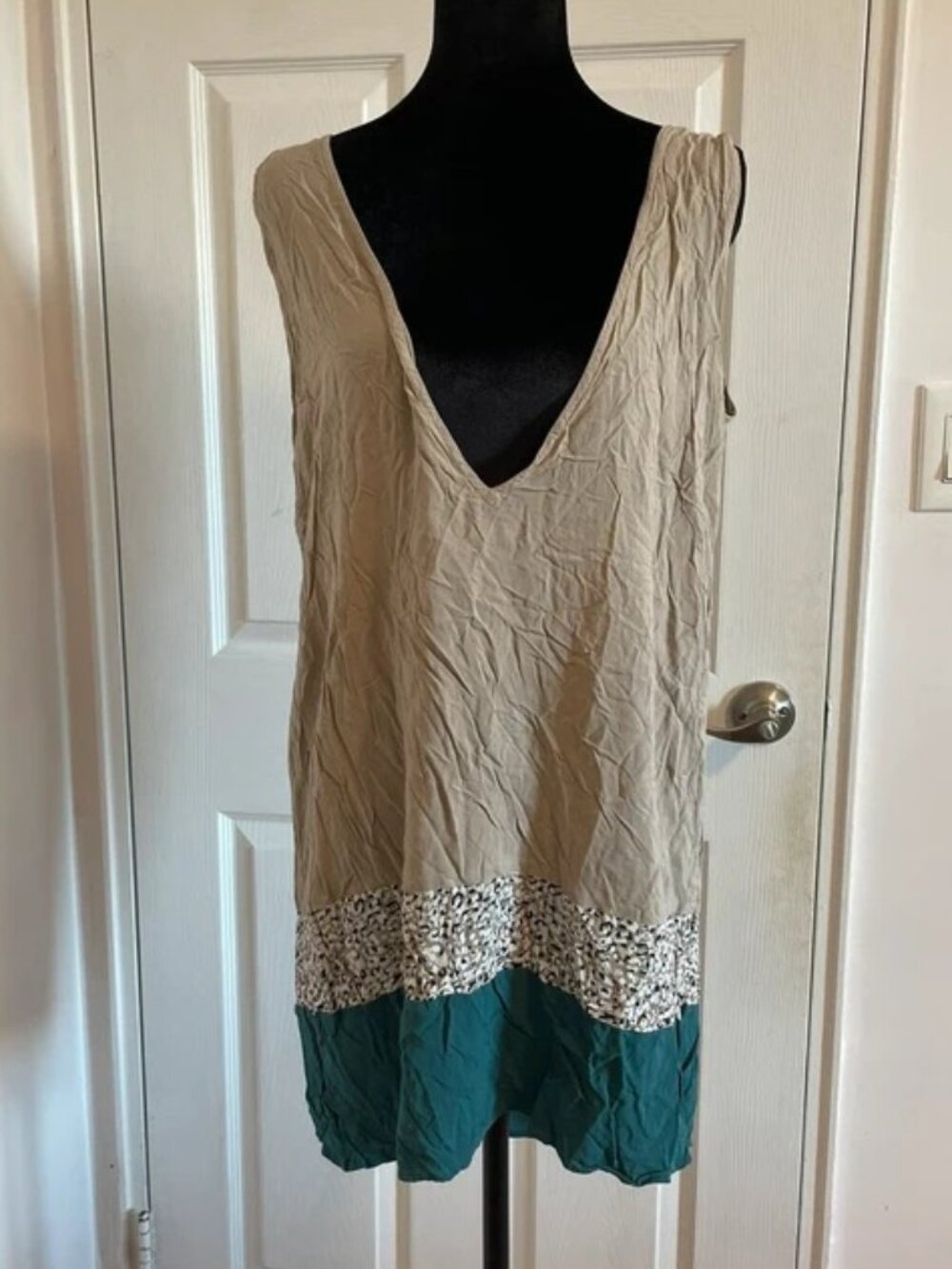GapBody Women’s Colorblock Sleeveless Dress L